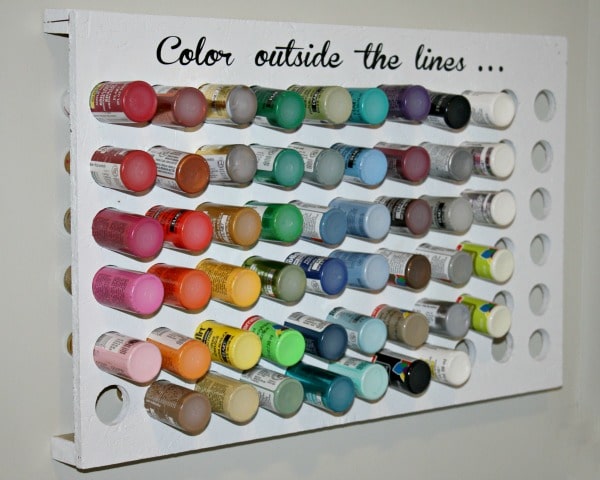 Make a craft Paint Holder - Favorite link from Cook it Craft it Share it!