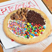 This is such a fun thing to do with the kids. Make a dessert pizza from a sugar cookie and let the kids do their own toppings!