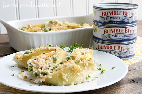 Tuna casserole was one of my favorite meals as a kid and now that I am grown up I love it because it is an easy dinner recipe! I’ve put a little spin on this classic comfort food by turning it into these Tuna Casserole stuffed shells.