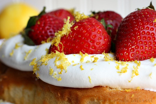 This light and fluffy no bake cake recipe is filled with the flavors of summer. A three layer pound cake stuffed with fluffy whipped topping, sweet strawberries, and topped with a sprinkle of lemon zest. This no bake strawberry shortcake is great for parties because you can make it in just a few minutes without ever turning on your oven.