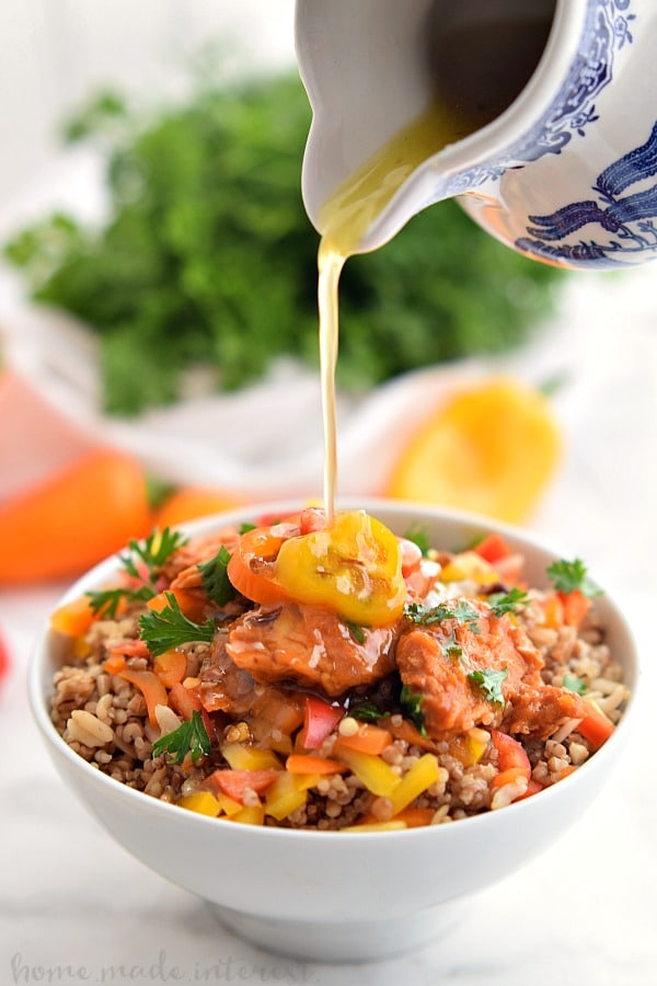 This Sweet and Spicy Salmon Rice Bowl recipe is a quick and easy healthy lunch recipe. The Salmon and Rice are mixed with bell peppers and coated in a chili lime sauce. Toss everything together for an on the go rice bowl recipe with a little bit of a kick!