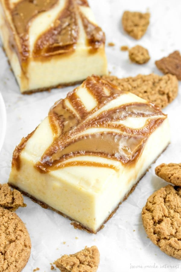 gingersnap cheesecake with gingersnap crust