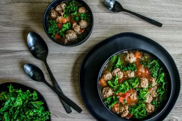 healthy low carb sausage and kale soup bowls