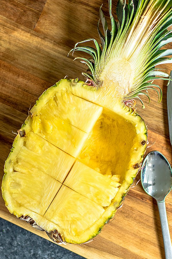 how to make a pineapple bowl