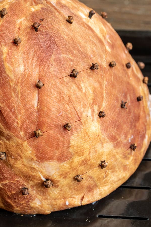 How to make a honey glazed ham