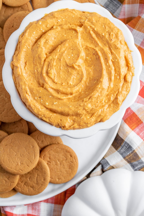 Pumpkin Pie Dip is the perfect kids dessert for Thanksgiving
