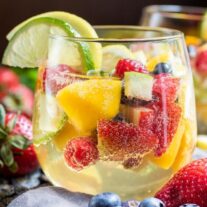 cropped-Summer-Moscato-Sangria_3.jpg