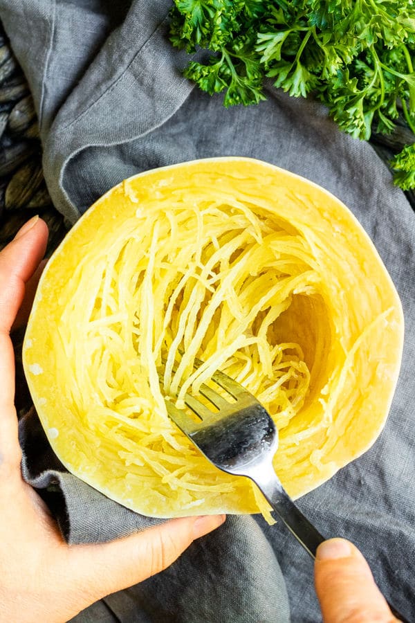 how to make Instant Pot Spaghetti Squash