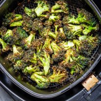 how to make crispy Air Fryer Broccoli