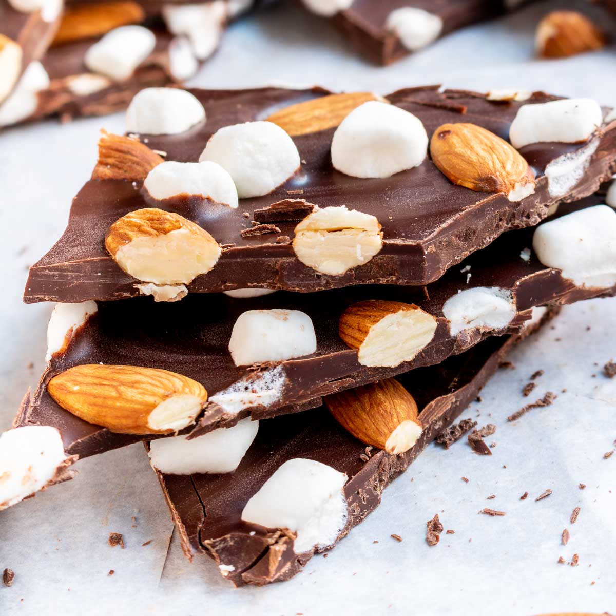 Rocky Road Chocolate Bark Recipe - Home. Made. Interest.