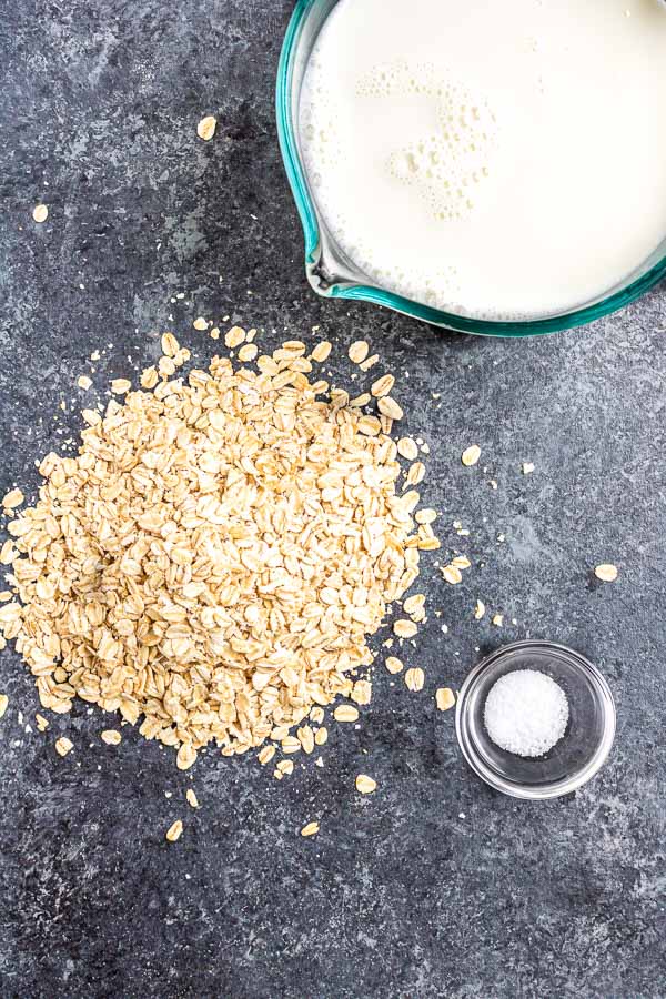 ingredients to make Instant Pot Oatmeal
