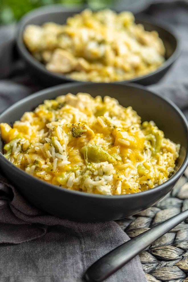 Cheesy Instant Pot Chicken and Rice with broccoli
