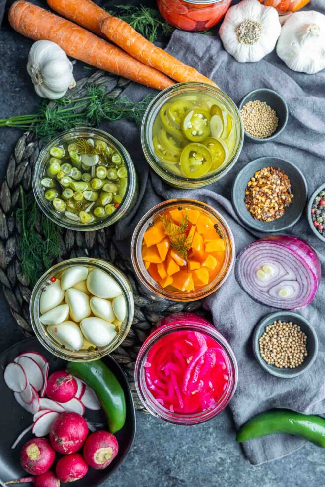 How to Quick Pickle Vegetables at home using mason jars