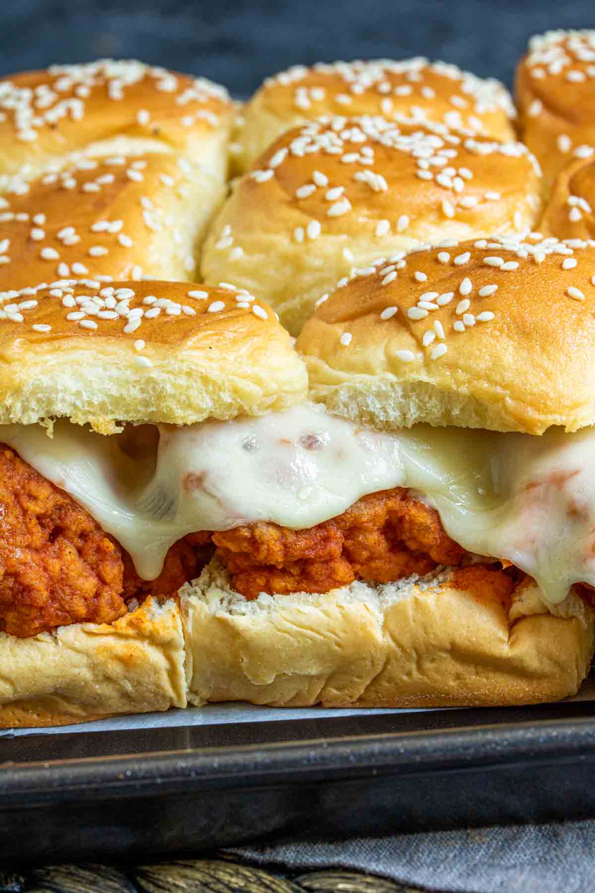 buffalo chicken sliders with cheese